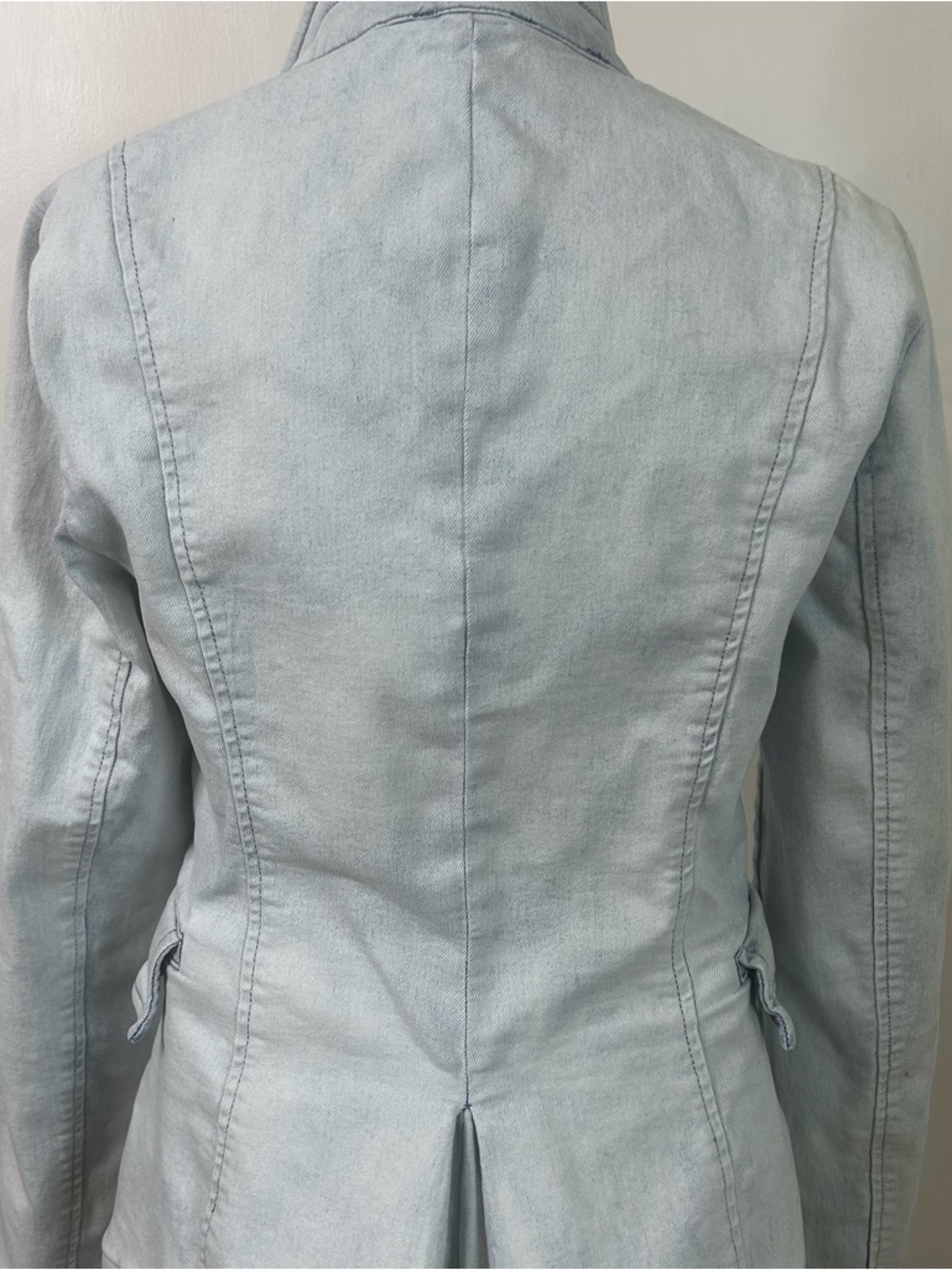 VENUS Light Blue Denim Blazer Jacket - Picture 3 of 5